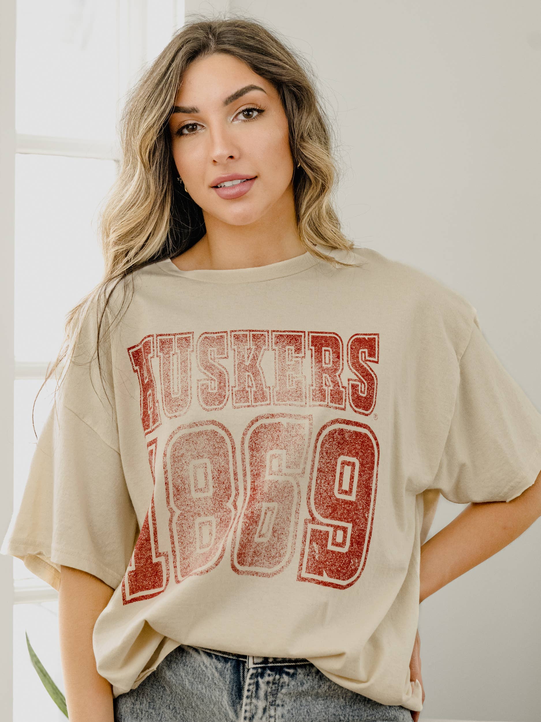  beige "Huskers 1869" shirt