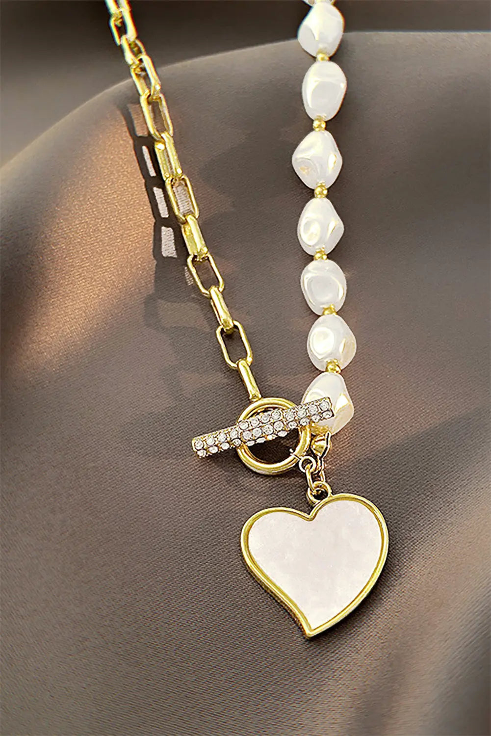 Gold Heart Shape Pendant Rhinestone Decor Pearl Chain Necklace Dear-Lover Dropshipping