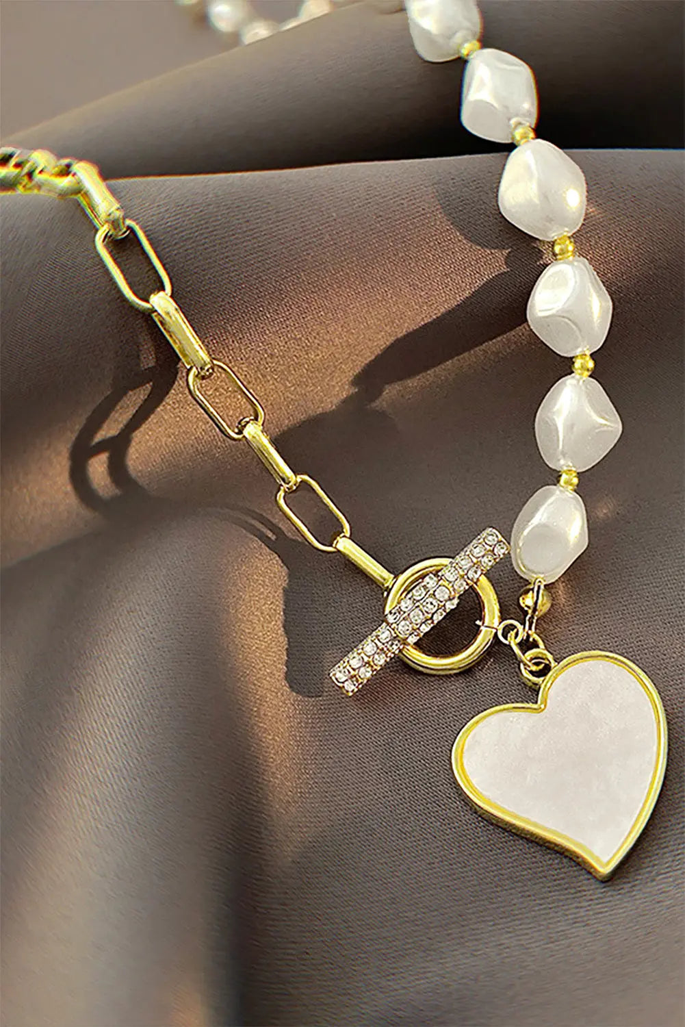 Gold Heart Shape Pendant Rhinestone Decor Pearl Chain Necklace Dear-Lover Dropshipping
