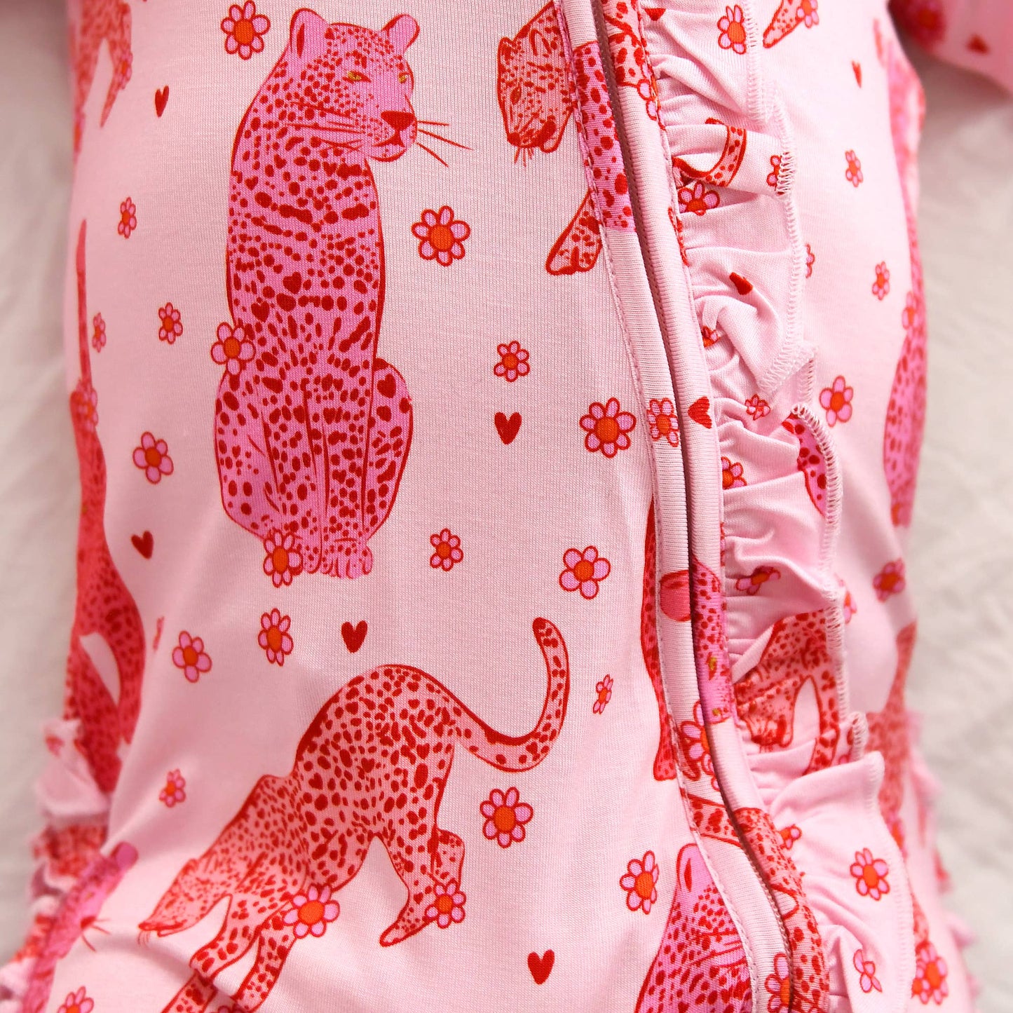 Cambrie RUFFLE ZIP Valentines Day Bamboo 1PC Two Way Zipper