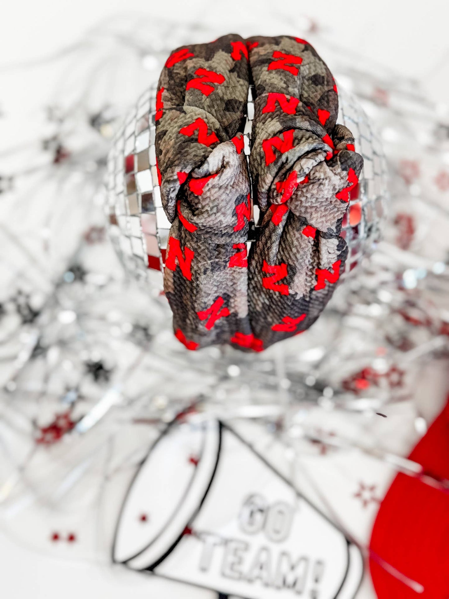 Rule The Field Structured Headband • Dark Camo